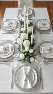Use simple but striking centerpieces